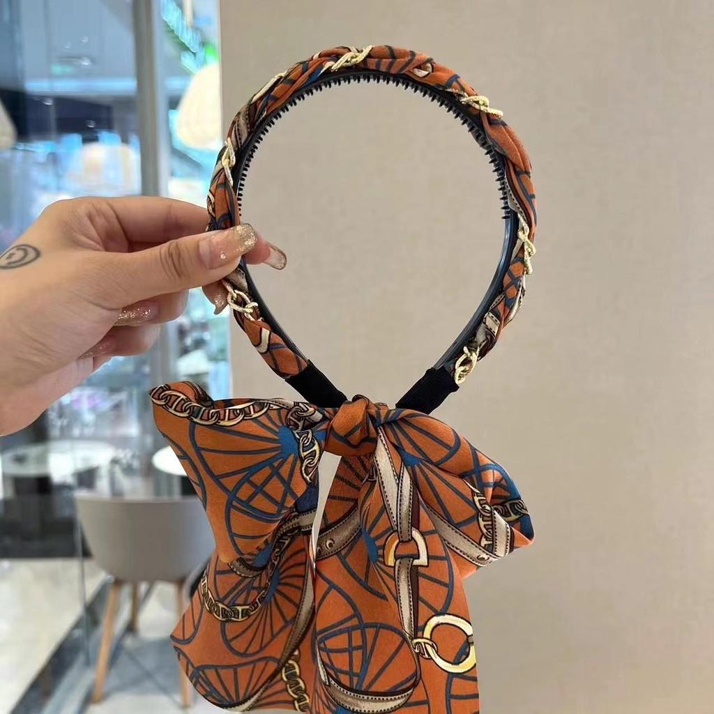 French Retro Braided High-Grade Headband: High Skull Top, Non-Slip, Perfect for Washing Face.