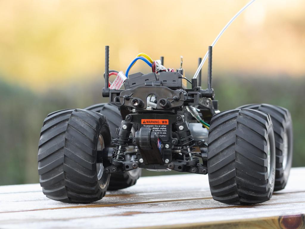 Tamiya 1/10 Electric RC Car Series No. 242 Wild Willy II Off-Road 58242