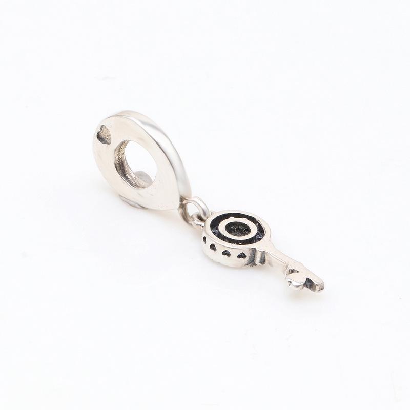 S925 Sterling Silver Key Charm Necklace Pendant with Diamond Inlay – Fashionable Jewelry Gift for Women