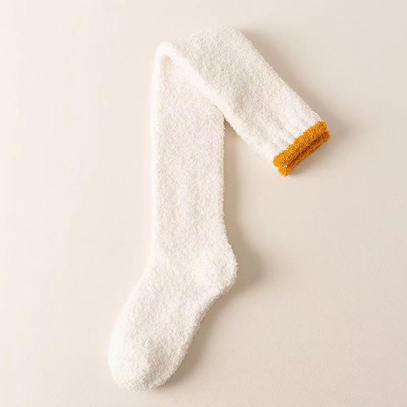 Zimowe ciepłe koralowe polarowe skarpetki za kolano dla kobiet pluszowe skarpetki do spania na podłodze długie skarpetki Jk Solid Soft Thigh High Fun Sock