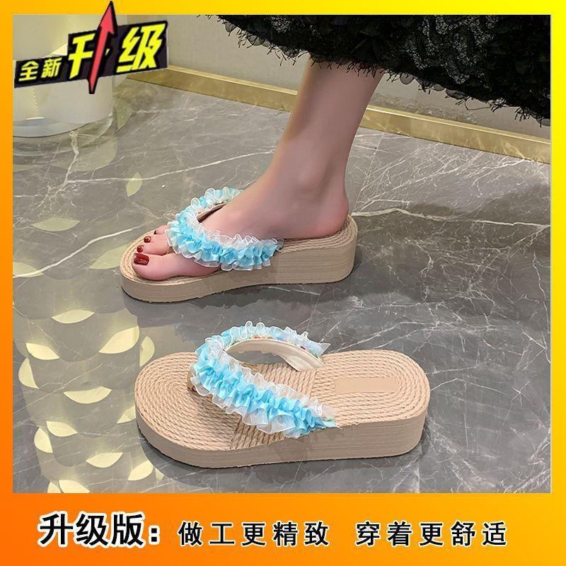 Fashion niche fairy with skirt flip-flops girl summer wear high-end beach thick bottom cool slippers woman 2025