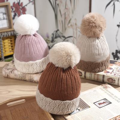 Womens Winter Knitted Beanie Hat with Faux Fur Pom Warm Knit Skull Cap Beanie for Women