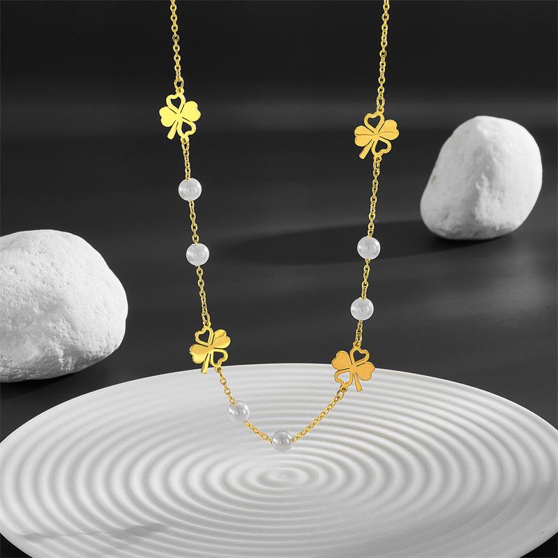

Korean Fashion Titanium Steel Flower Pearl Choker Necklace