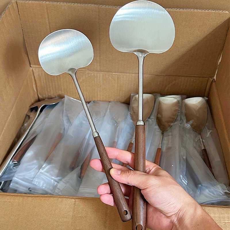 Stainless Steel Wok Spatula Chef-Specific Cooking Spoon Wooden Long Handle Mushroom Shovel Kitchen Cooking Utensils