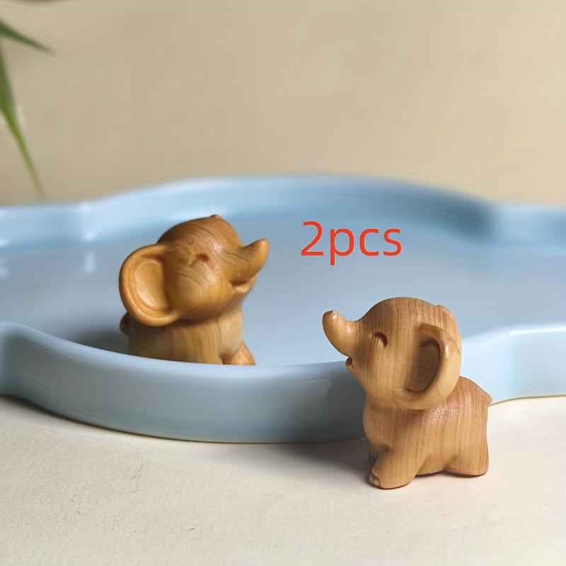 1/2pcs Wooden Elephant Figurines, Hand-Carved Mini Elephant Statues, Cute Animal Ornaments for Home Office Desk Decor, Good Luck