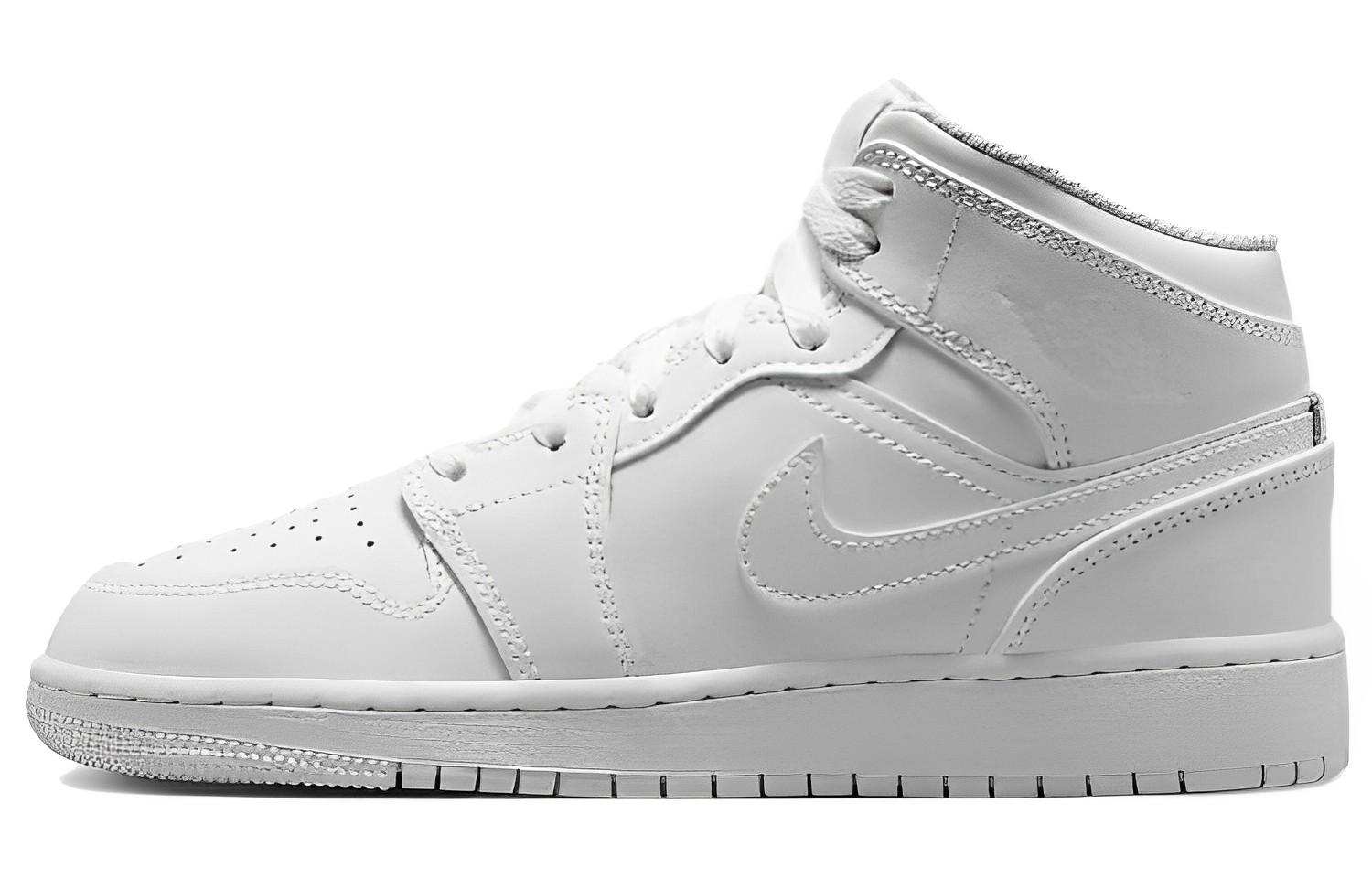 

Jordan 1 Mid Triple White 2023 GS 554725-136 38.5