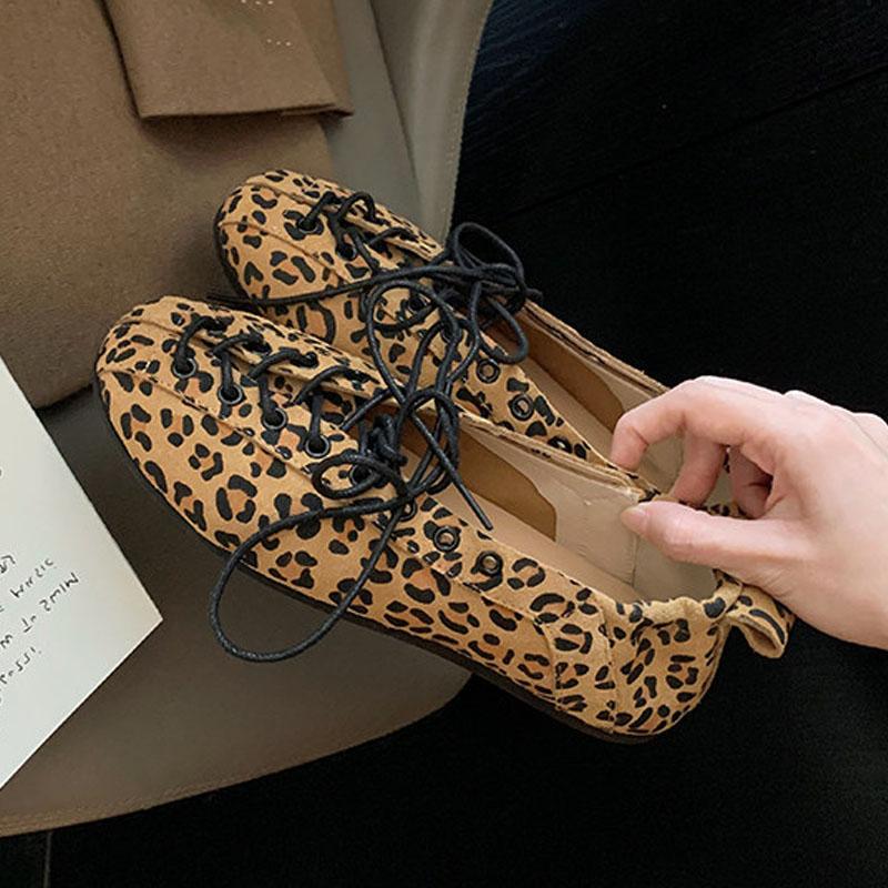 Modische durchbrochene Netz-Zehenteiler-Damen-Tabi-Ballerinas Sommer Bequem Gehen Faule Mokassins Freizeit Mädchen Tanzschuh
