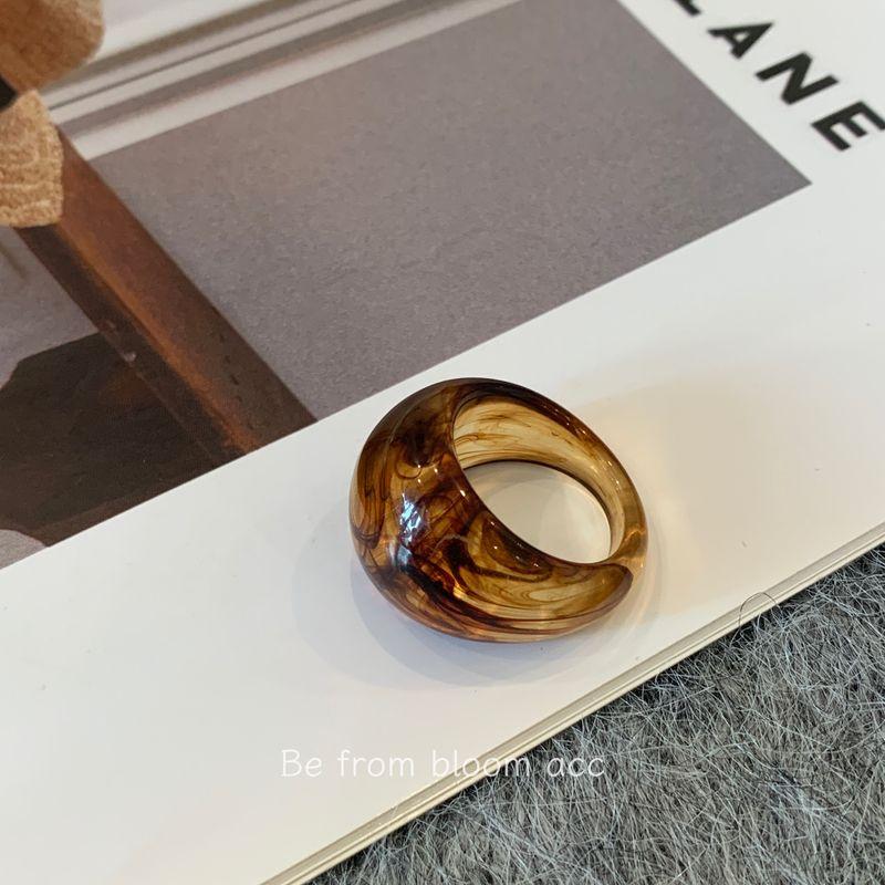 

Fashion Online Red Blogger Rings of the Same Style Acrylic-Based Resin Brown No. 7