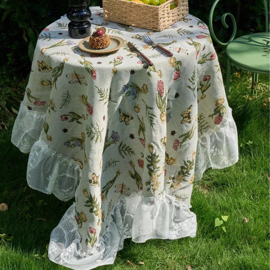 Nappe Style Rétro Français Fleurs Roses Jacquard Rectangulaire Housse de Table de Salle à Manger avec Dentelle pour Décor de Fête à Domicile 90x90cm