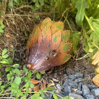 Hedgehog Decor Metal Animal Figurines Garden Statues Waterproof Sculptures Yard Art Decorations For Lawn Yard Outside Patio