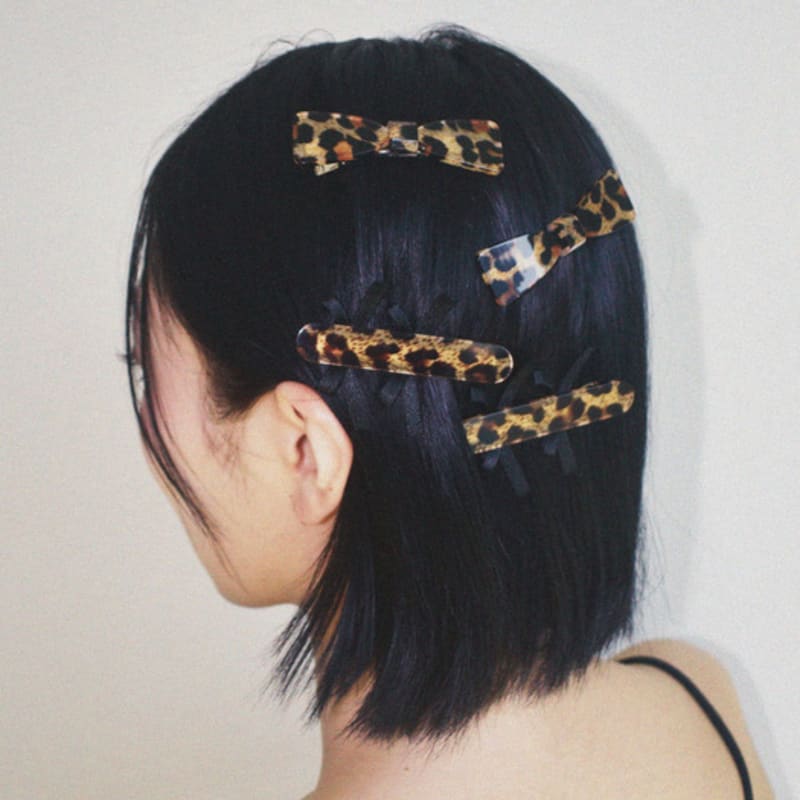 Usite AMONG RIBBON HAIR PIN (LEOPARD)