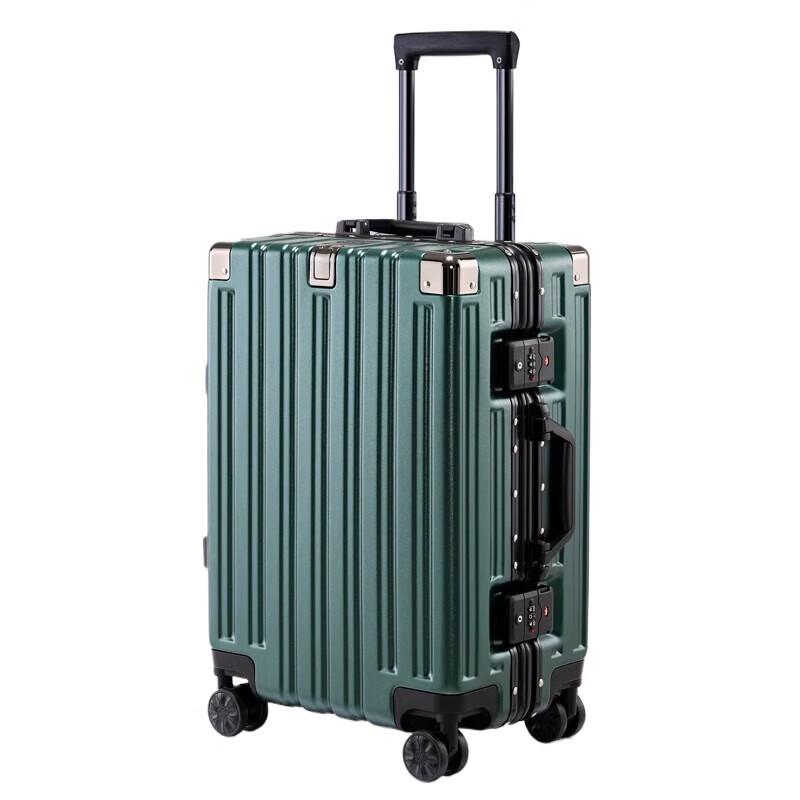 Rockland Pioneer Series 26-inch Aluminum Frame Hardcase