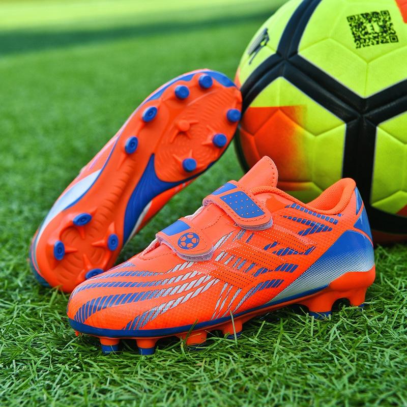 Hot-selling comfortable sports football shoes flat-soled wear-resistant and non-slip design suitable for boys of all seasons