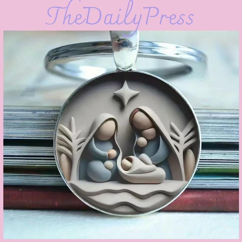 Modern European Keyring Key Holder With Silver Finish For Universal Key Storage