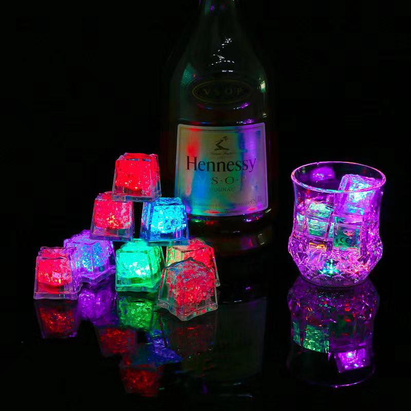 LED Colorful Glow Ice Cubes: Water-Activated Flashing Lights for Bath Toys & Decor.