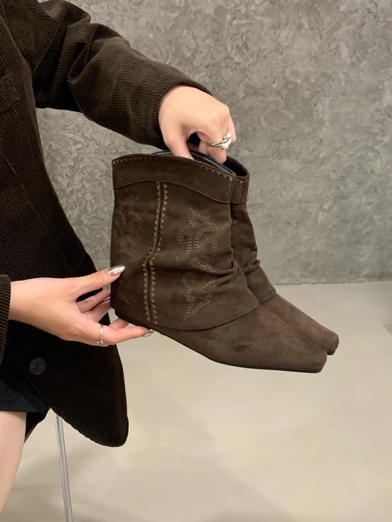 Inner heightening retro suede martin boots women's boots 2025 autumn and winter babes pant boots Internet celebrity fashion booties