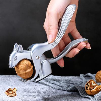 Scortecciatore di Noci Scoiattolo Aprinoci Pigna Pecan Nocciola Pinza Schiaccianoci Veloce Mandorla Noci Pecan Schiaccianoci Multifunzionale