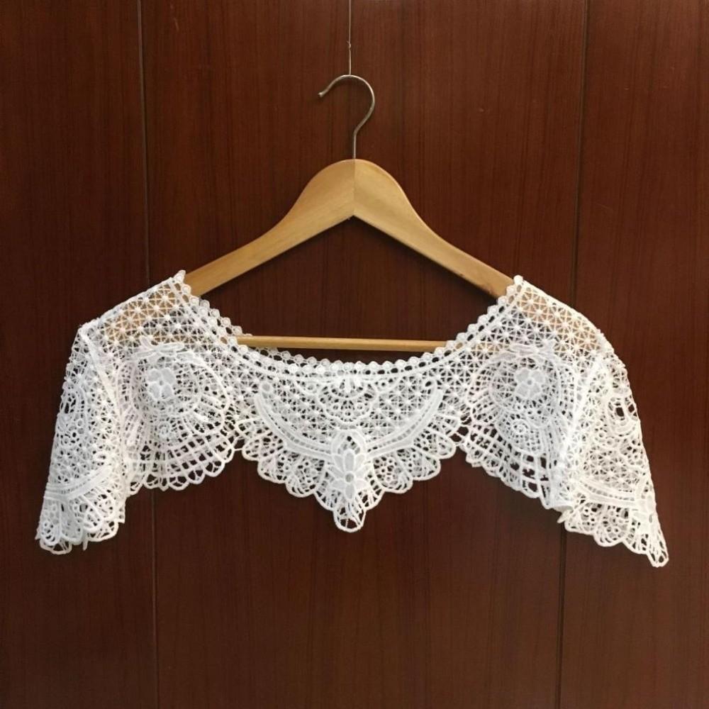 Sweet Hollow Out Lace Shawl Poncho Elegant Retro Fake Collar Exquisite French Style Lace Neckline Shoulder Decoration