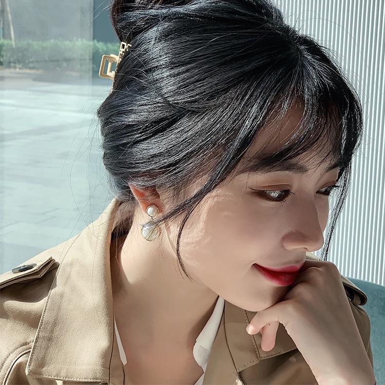 French Rhombus Pearl Earrings Stud Earrings Women'S Design Sense Earrings Temperament Fashion Earrings