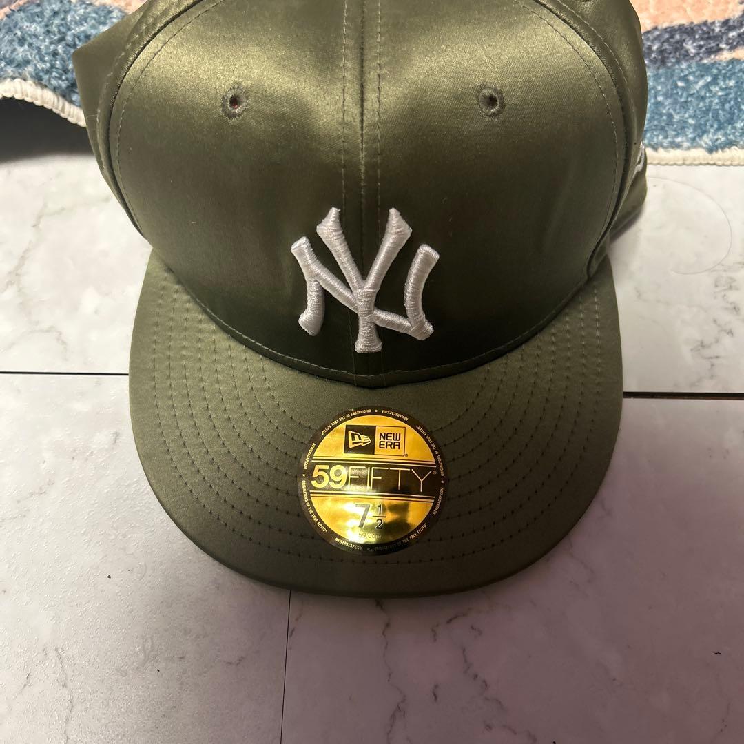 Used NEW ERA 59FIFTY New York Yankees Cap Olive