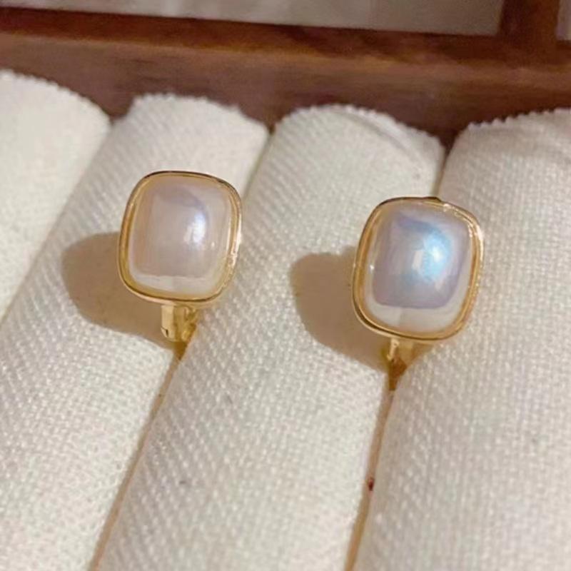 Trend Korean Kpop  Color Simple Cute Pearl Ear Clasp Hoop Earrings For Women Tiny Earring Wedding Party Jewelry Gifts