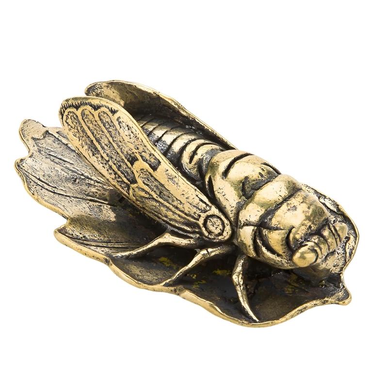 Cicada Figurine,Decorations Cicada Statue Animal Sculptures Ornament for Home Office Desktop Decors Collectible Gift