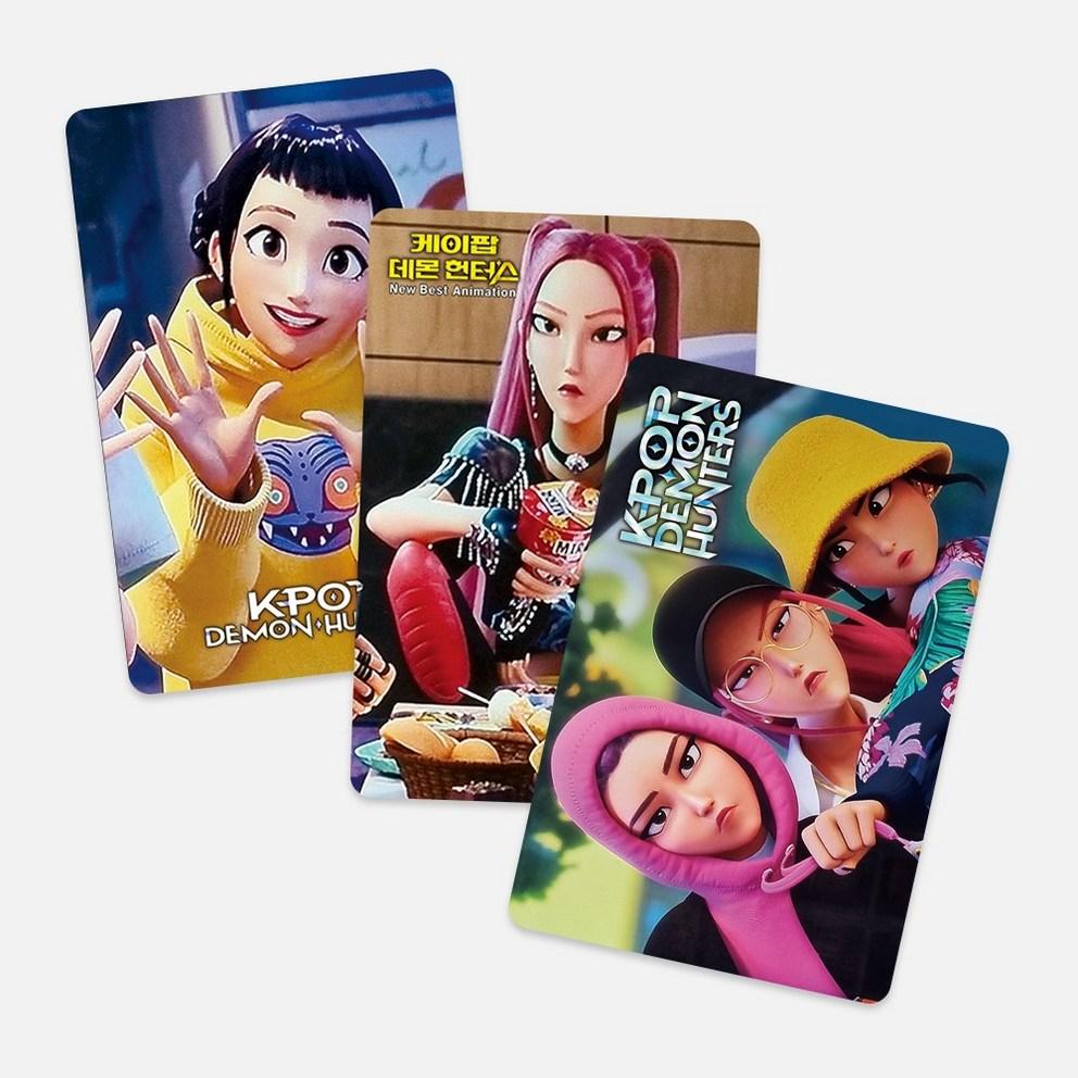 K-pop Demon Hunters photocard set with Domusong photocard sticker