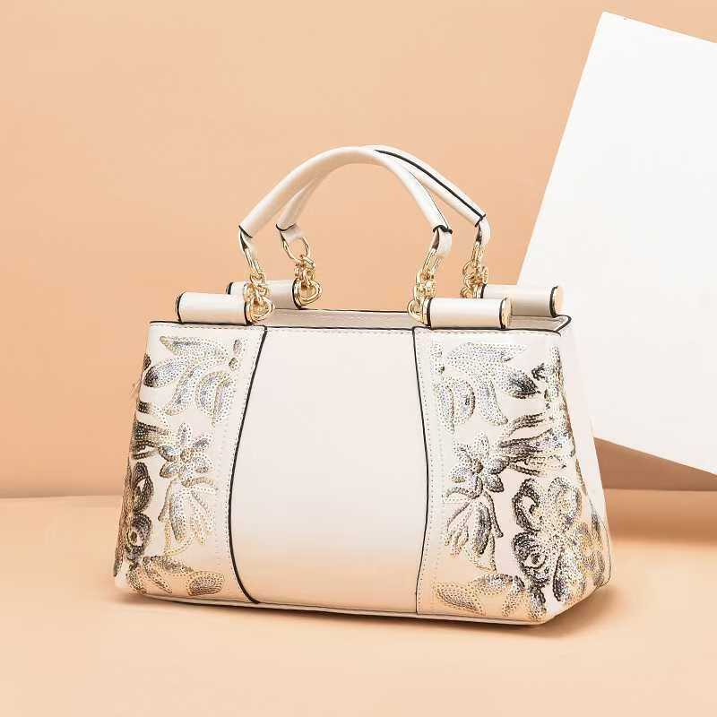 

New Design High-end Ladies Bags Two-tone and Stylish Single-shoulder Bags Classy Easy and Versatile Handbags Crossbody Bags .