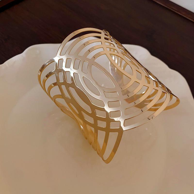 Minimalist Double-Layer Hollow Armlet: European & American Style, Exaggerated & Fashionable High-End Bracelet