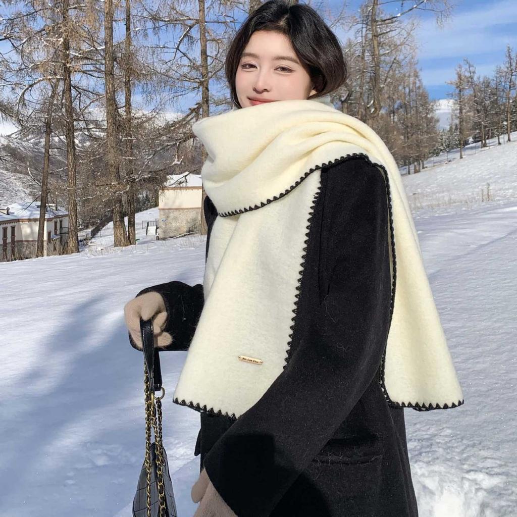 Atmospheric lock edge imitation cashmere scarf women's 2025 autumn and winter new high-end warm shawl