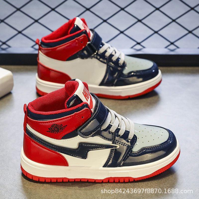 Children's sports shoes Spring and autumn 2025 Boys and girls medium and high-top board shoes medium and older children's fashion handsome board s