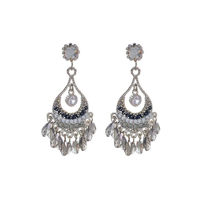 Etniske Retro Dråpeformede Øredobber for Kvinner, Allsidig Temperament, Metalliske Blomsterøredobber, Øredobber