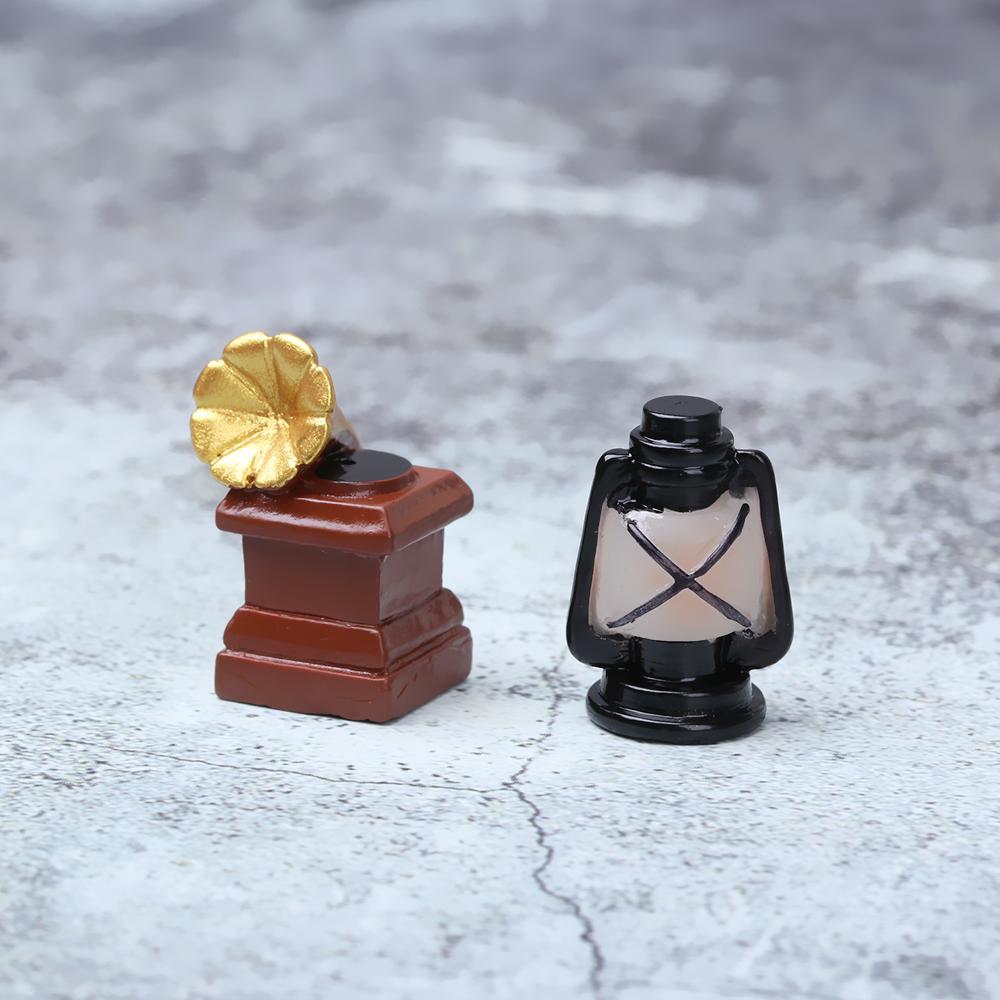 Antique Toy Resin Dollhouse Ornaments Telephone Mini Pianos TV Model Furniture Figurine
