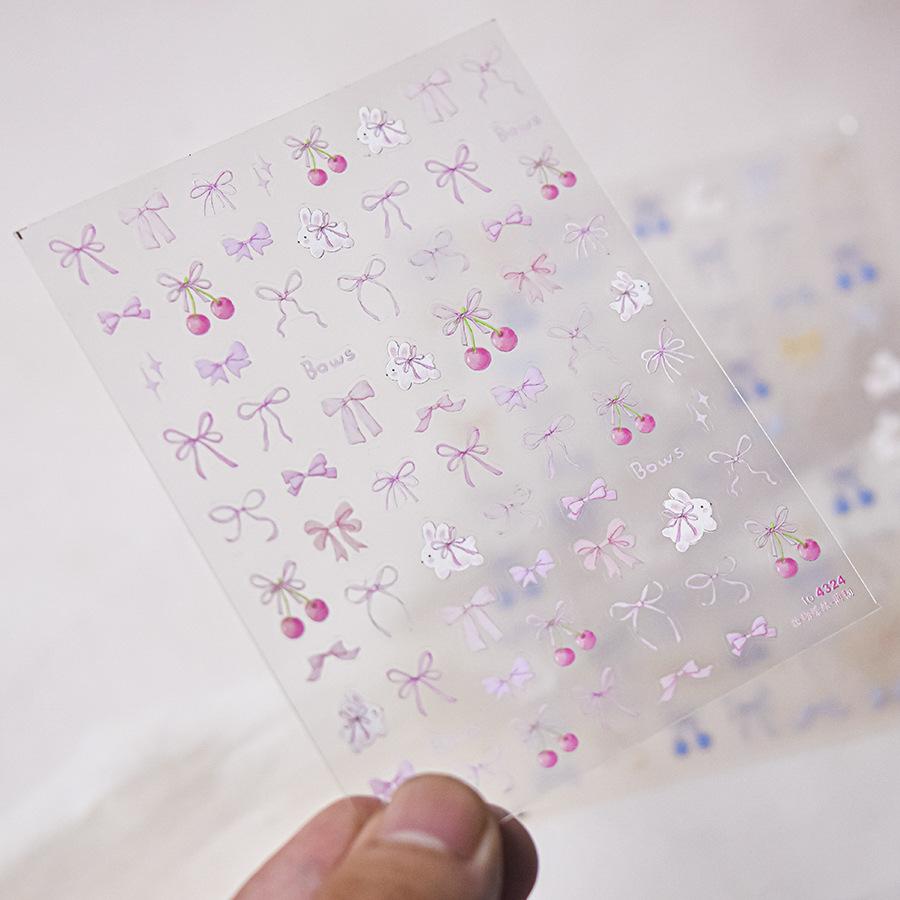 1pcs Cute Sketching Graffiti Animal Cat Dog Rabbit Bear Laser Nail Art Sticker Designs Self Adhesive Decoration Decal Acessories