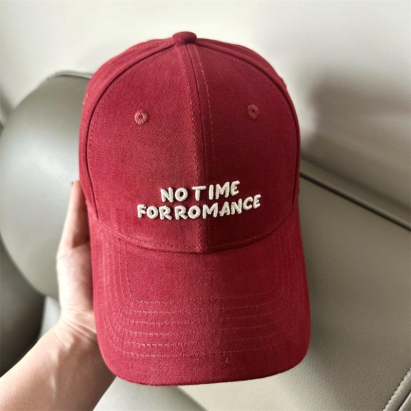 

Cotton Baseball Cap With Embroidered Letters For Casual Sun Protection червоний