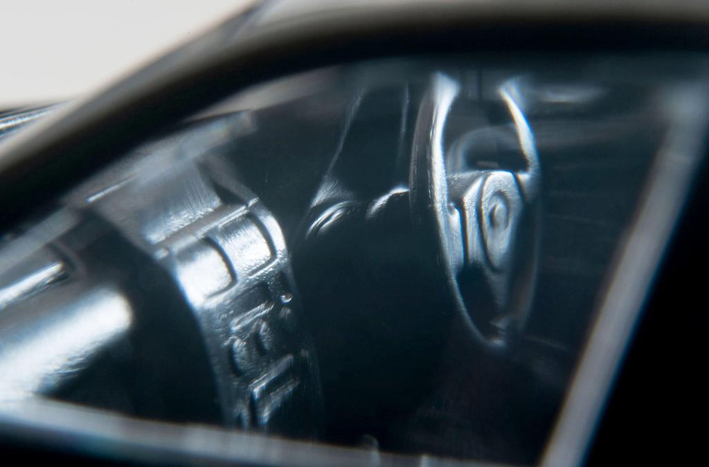 Tomica Limited Vintage Neo Toyota Altezza RS200 Z Edition Modell 1998 Grau M Fertigmodell 1/64 LV-N232d