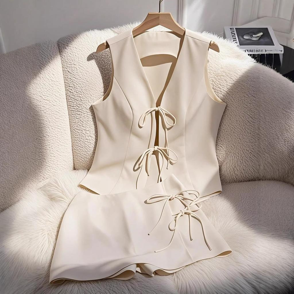 Women Sleeveless V Neck Backless Bow Tie Peplum Top High Waist Shorts Set Solid Color Casual Summer Two Piece Set