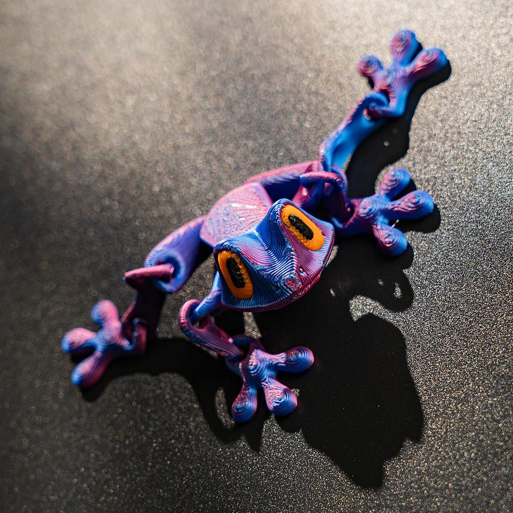 3D Printing Frog Fridge Magnets Joints Movable Tree Frog Refrigerator Magnet Desktop Ornaments Simulated Animal Model Decoration