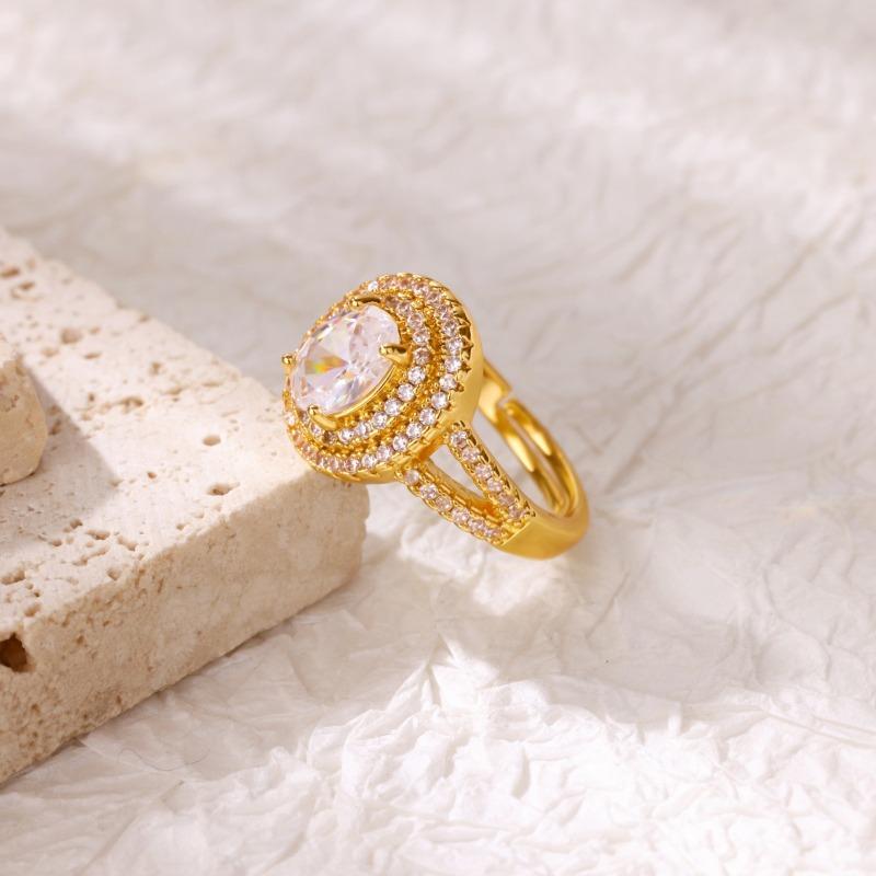 Hot Sale Full Diamond Ring Fashion Temperament Open Simple Sugar Cube Zircon Group Set Luxury Diamond Ring New