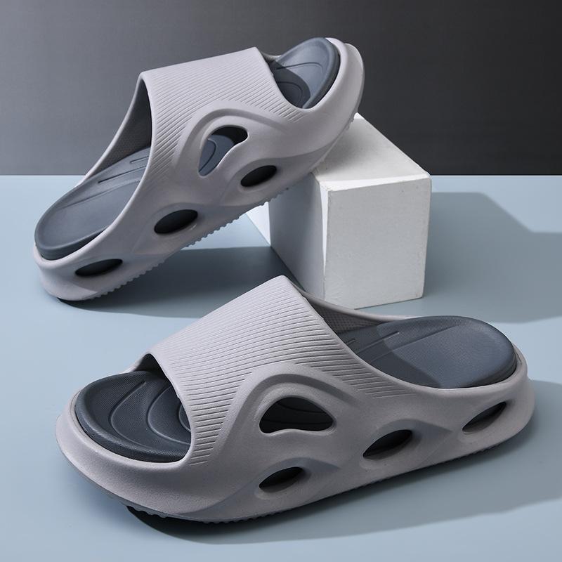 Slippers new summer men's thick-bottomed non-slip heightening one-word drag casual fashion soft-bottomed beach cool slippers