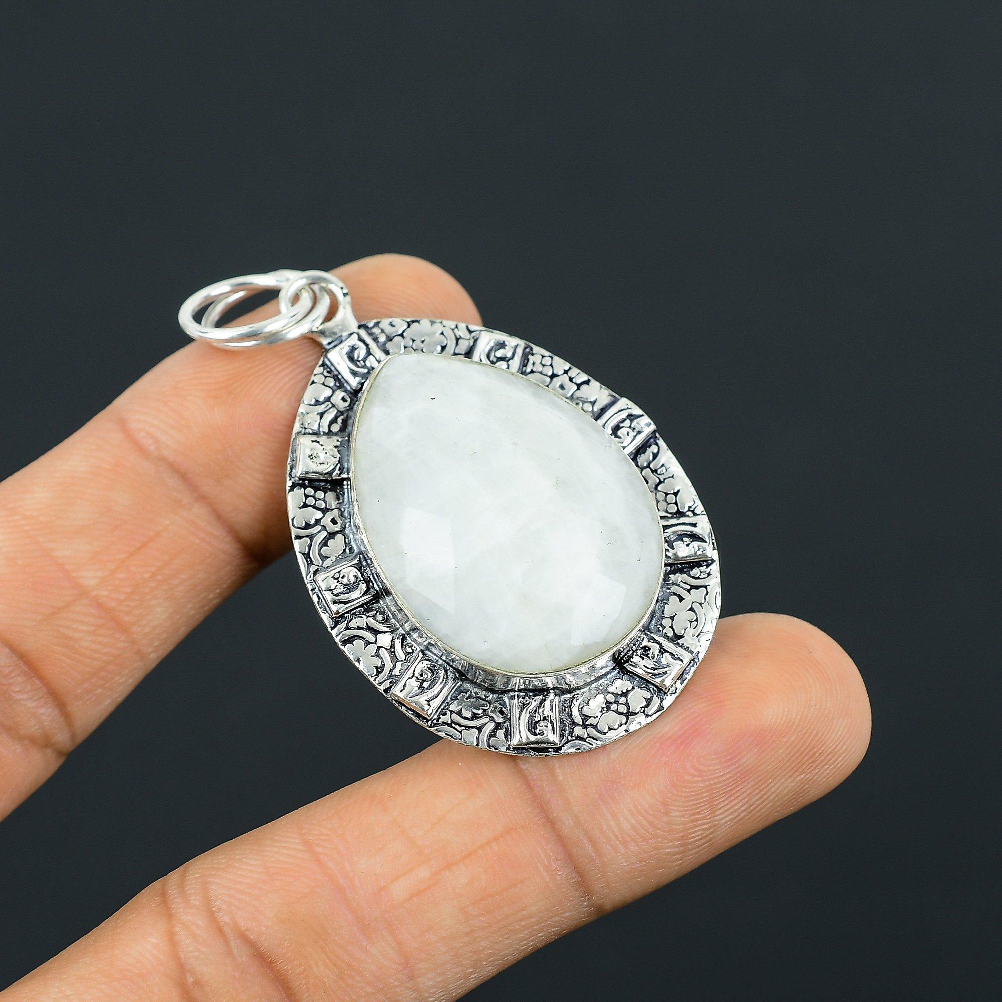 

Pear Rainbow Moonstone Gemstone Trendy Sister Crown Chakra Pendant 925 Silver