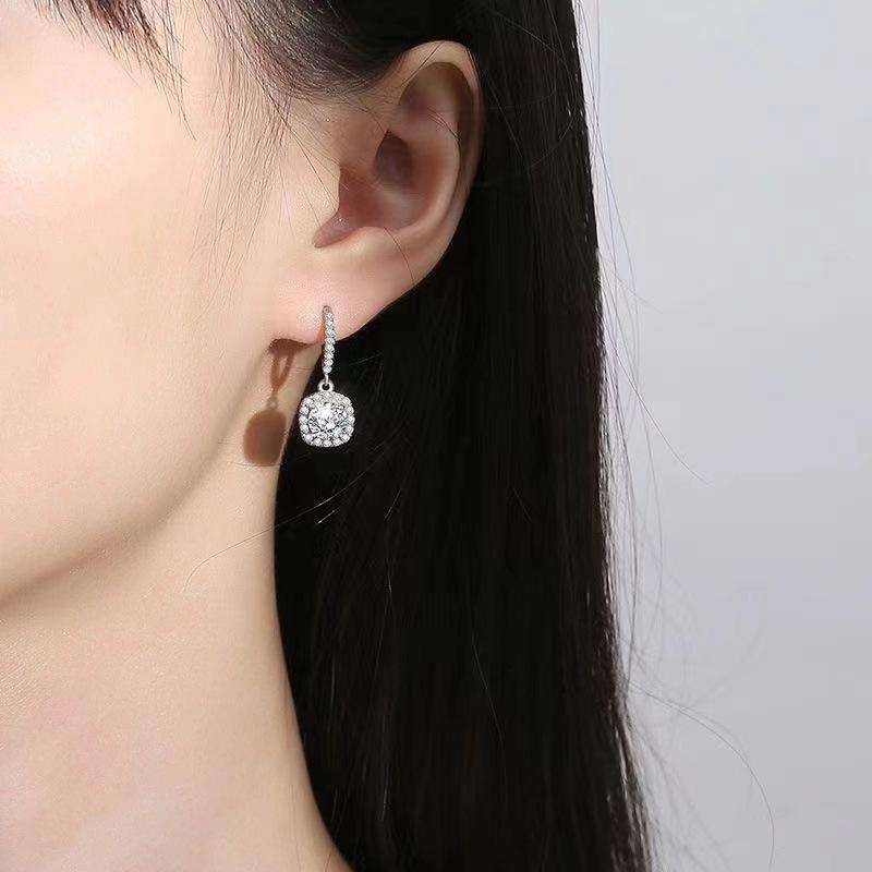 Valuable Moissanite Diamond Drop Earring 100% Real 925 Silver Promise Wedding Dangle Earrings for Women Party Jewelry