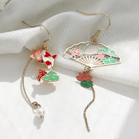 1 Pair Women Earrings Fan Crane Asymmetry Jewelry Animal Pendant Faux Pearl Painted Hook Earrings for Dating