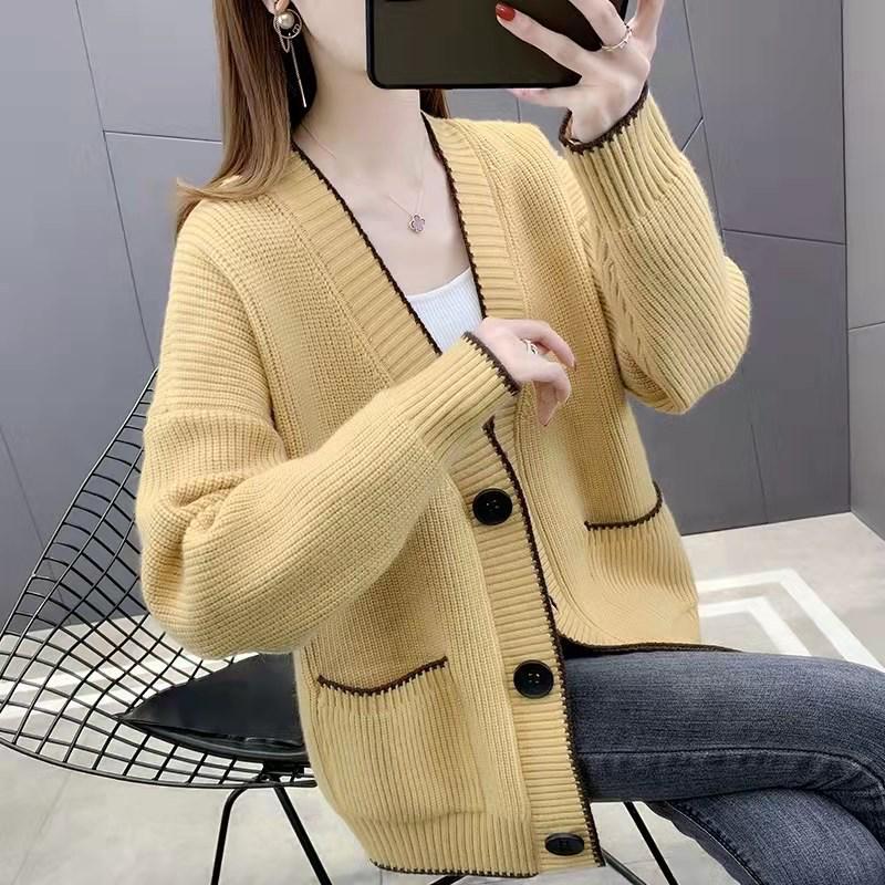 2024 Women's Casual Knitted Cardigan Coat - Niche, Versatile, Buttoned Design for Spring and Autumn