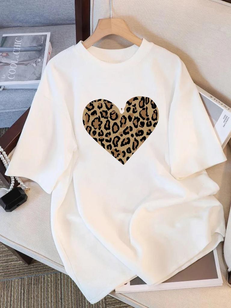 Leopard Love Heart Printed Tshirt Short Sleeve Round Neck Casual Top Summer and Spring Womens Clothing Aesthetic Graphic Y2K