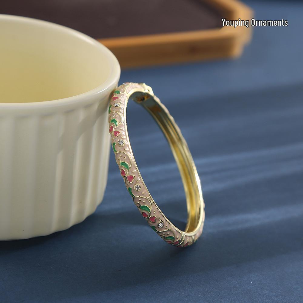 Enamel Painted Open Cuff Bracelet: Retro Court Style, Ideal Gift for Career Advancement & Best Friend
