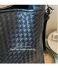 Women's Retro Woven Leather Bucket Bag - Versatile Crossbody for Work and Commute