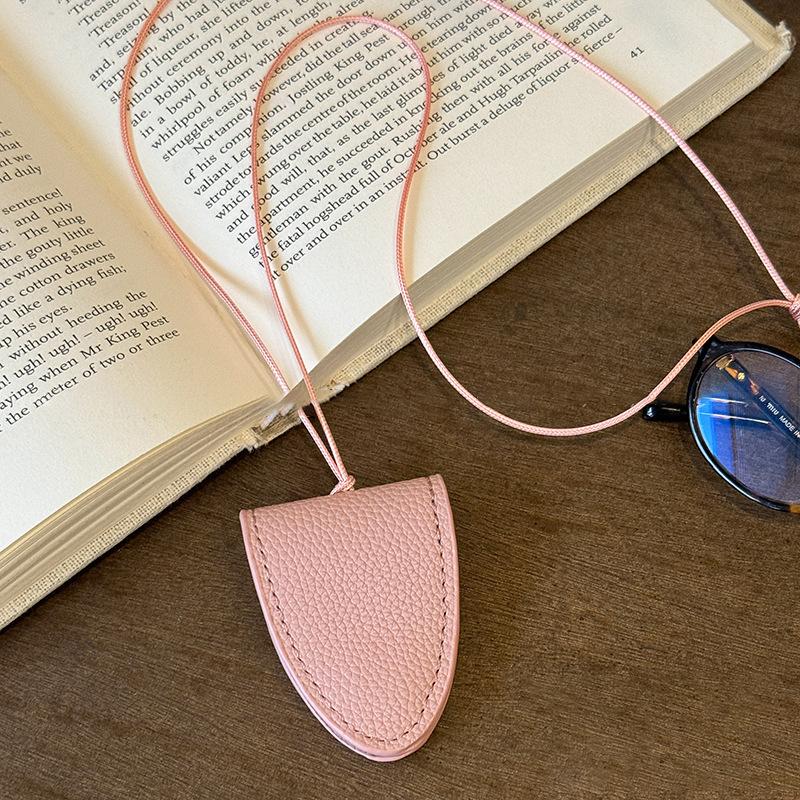 Kleine frische Leder Brillenbeutel Lanyard Halskette Halskette Neuer Schmuck