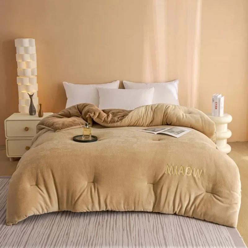 Winter thickened fleece warm quilt double-sided milk fleece embroidered winter quilt household double quilt 150x200cm 2.5kg