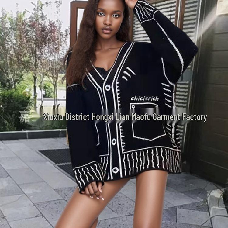 European & American Style Loose Color-block Knit Cardigan with Decorative Pockets for Women